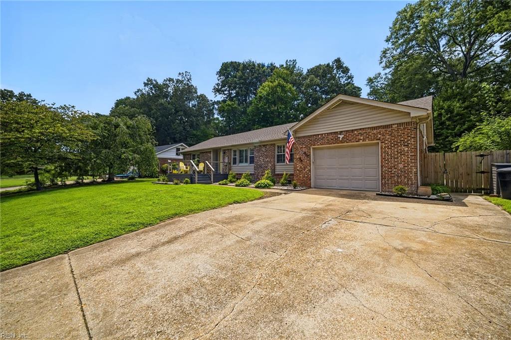 5729 Hamlet Rd Property Photo 4