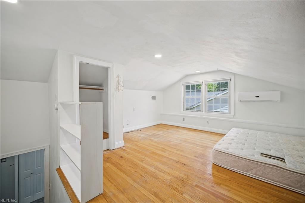 5729 Hamlet Rd Property Photo 29