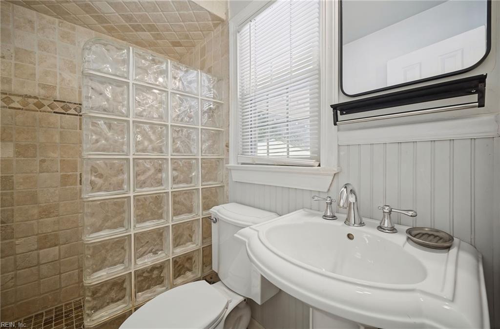 5729 Hamlet Rd Property Photo 39