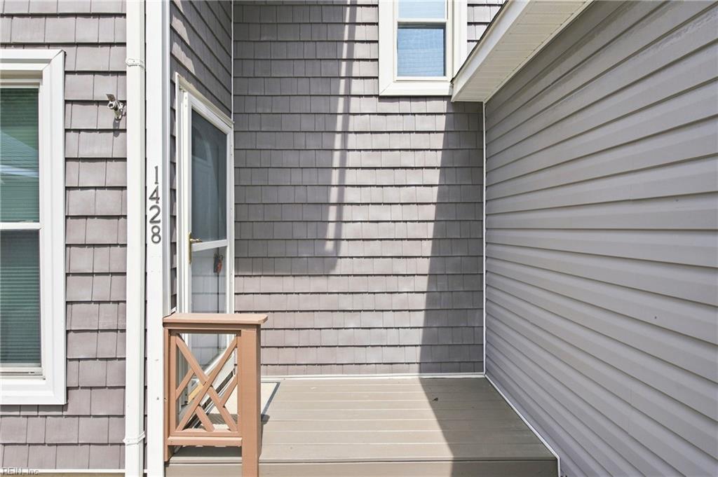 1428 Goose Lndg Property Photo 3