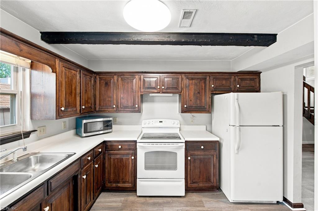 1428 Goose Lndg Property Photo 9