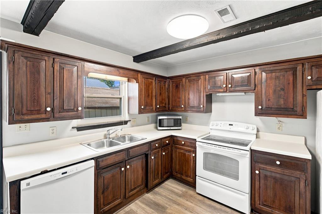1428 Goose Lndg Property Photo 11