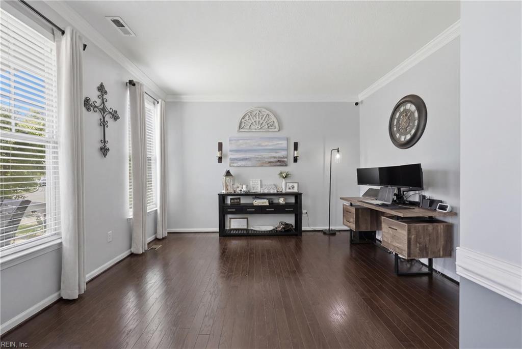 2209 Beeblossom Ln Property Photo 15