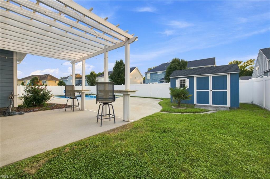 2209 Beeblossom Ln Property Photo 40