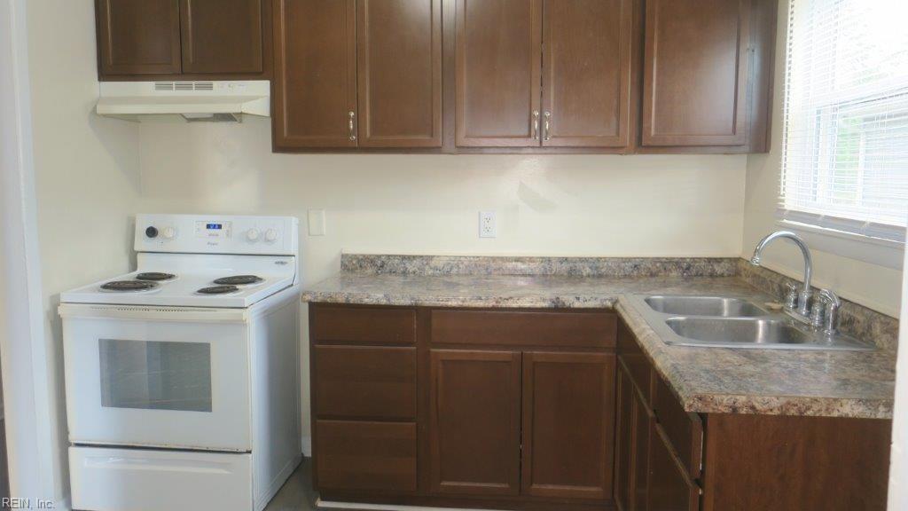 1519 Victoria Blvd Property Photo 7