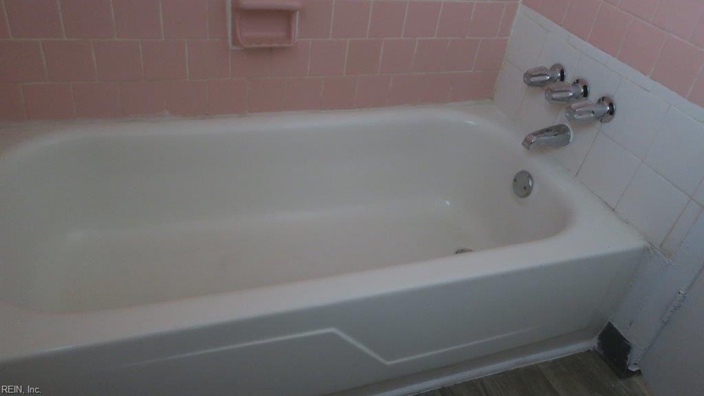 1519 Victoria Blvd Property Photo 9