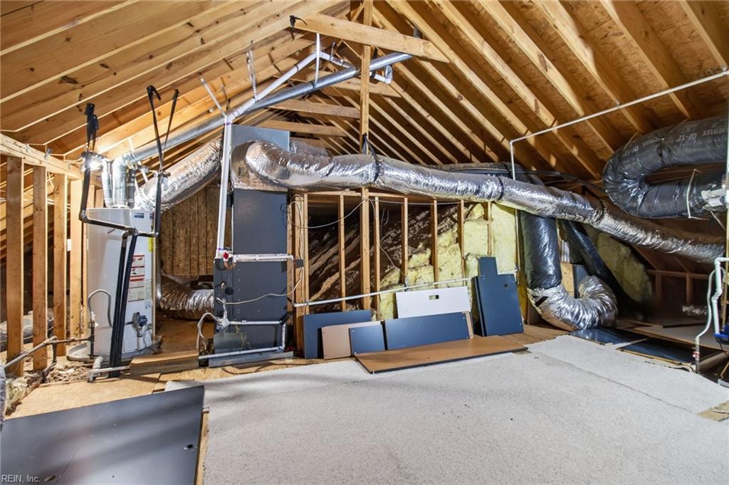 5836 Woodstock Pt Property Photo 42