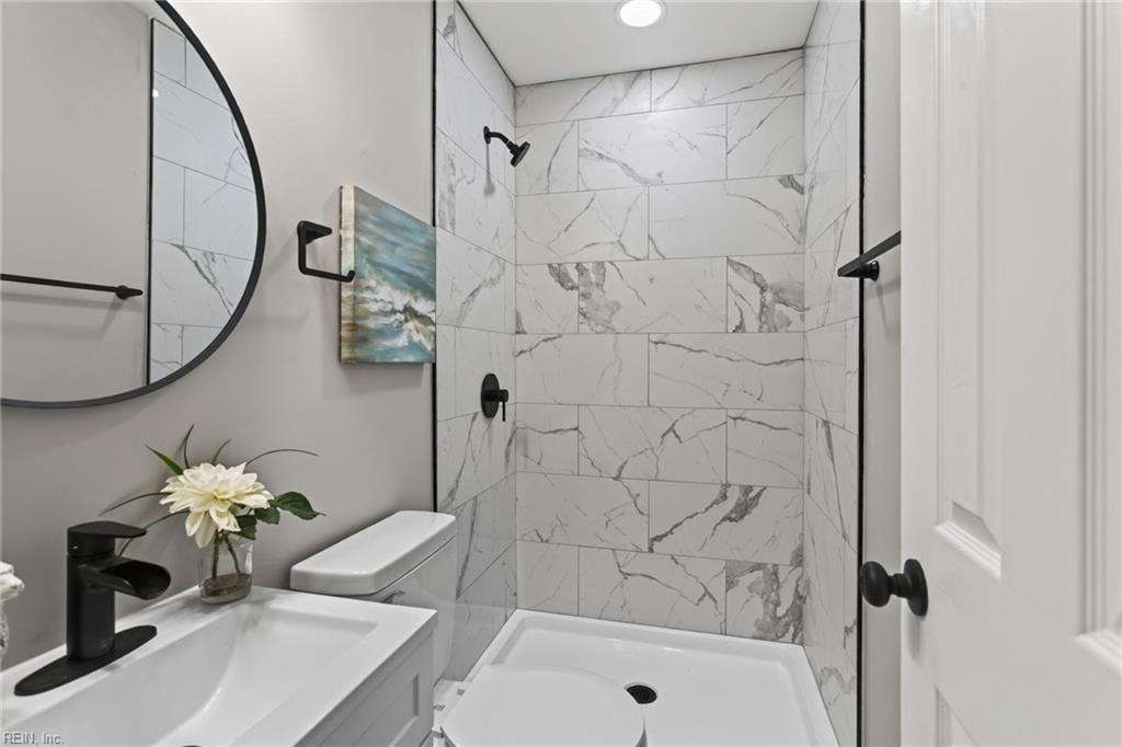 621 Temple Ln Property Photo 17