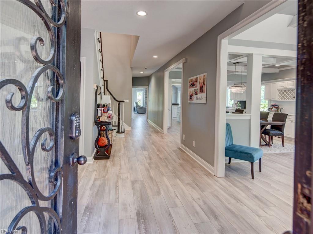 208 Mariners Cir Property Photo 5