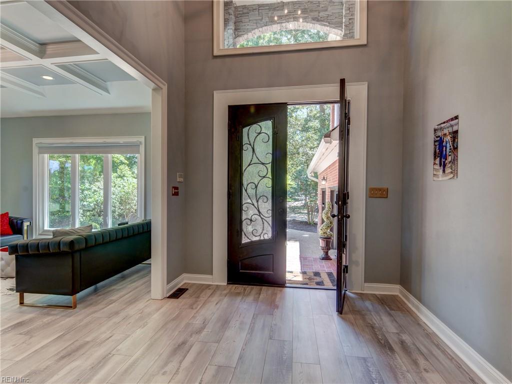 208 Mariners Cir Property Photo 6