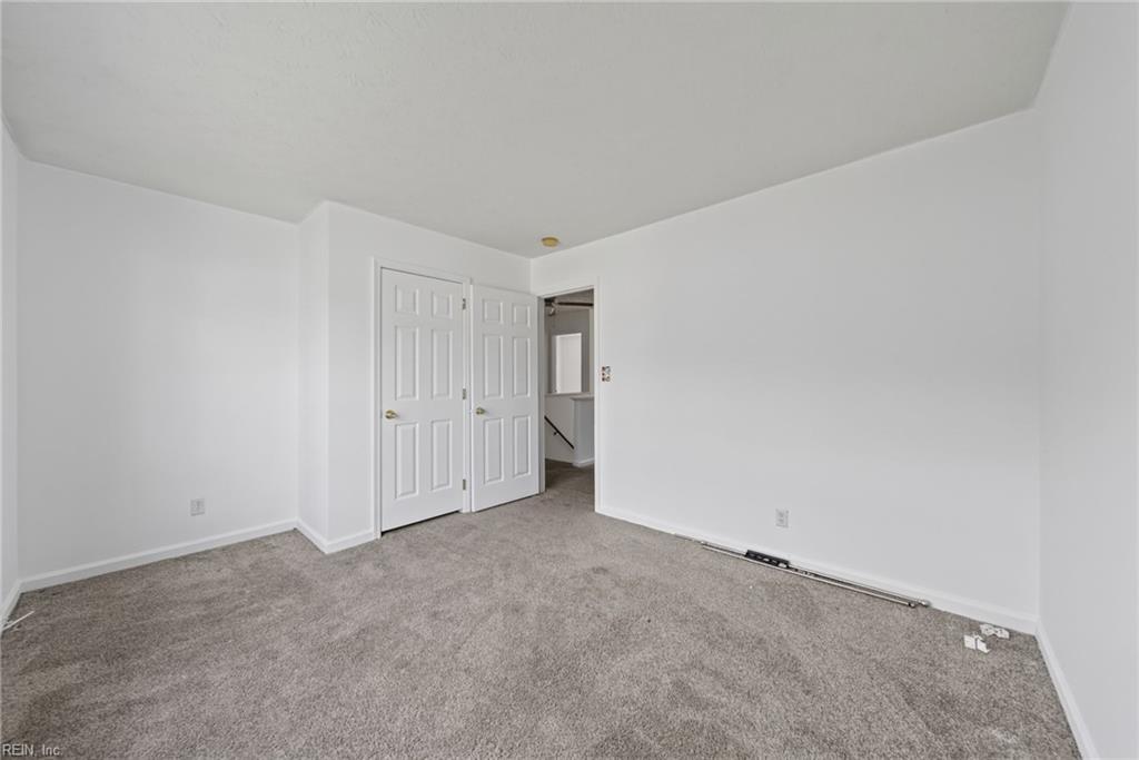 724 Kings Ridge Dr Property Photo 22