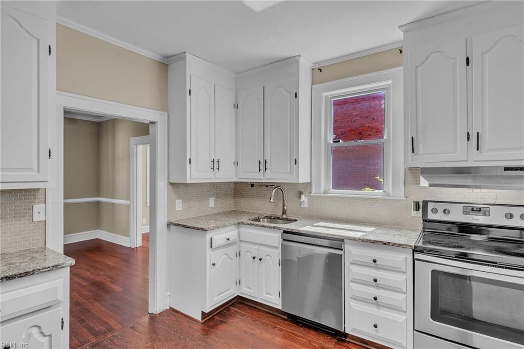123 Pochin Pl Property Photo 16