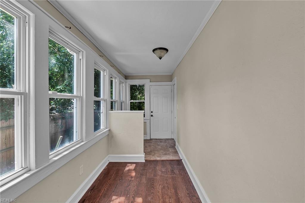 123 Pochin Pl Property Photo 17