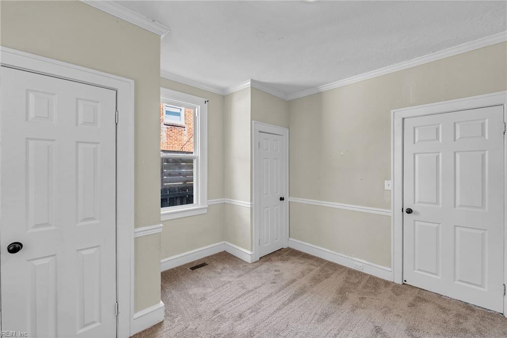 123 Pochin Pl Property Photo 32