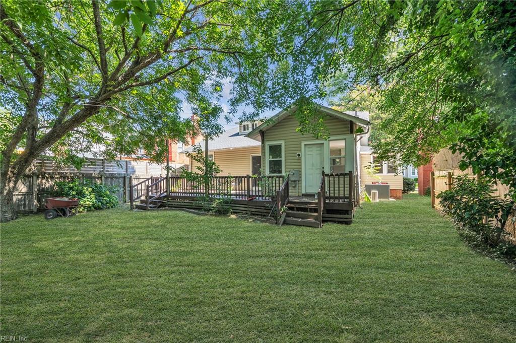 123 Pochin Pl Property Photo 41