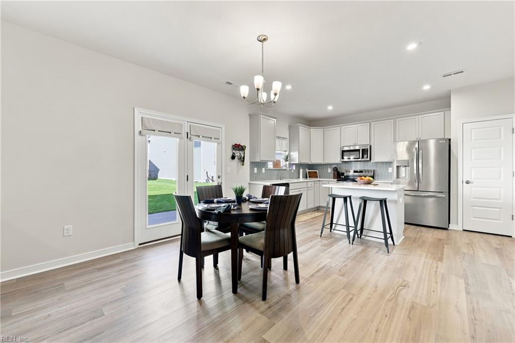 218 Peck Ln Property Photo 15