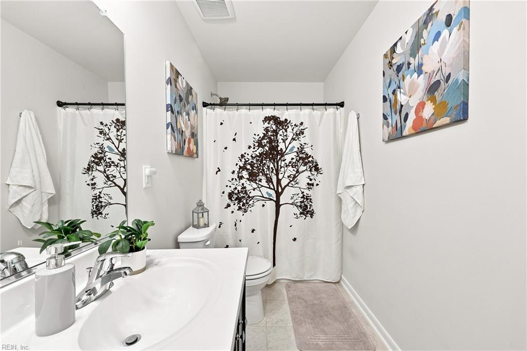 218 Peck Ln Property Photo 23