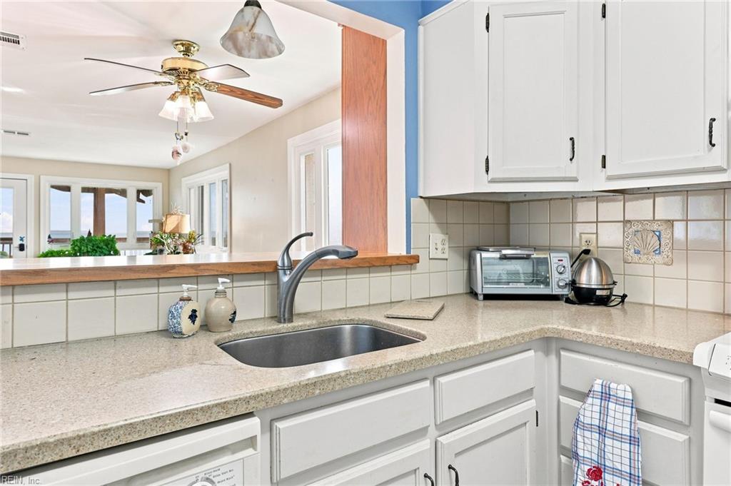 1300 E Ocean View Ave Property Photo 8