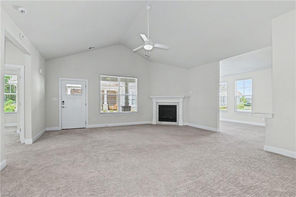 2114 Edwin Dr Property Photo 8