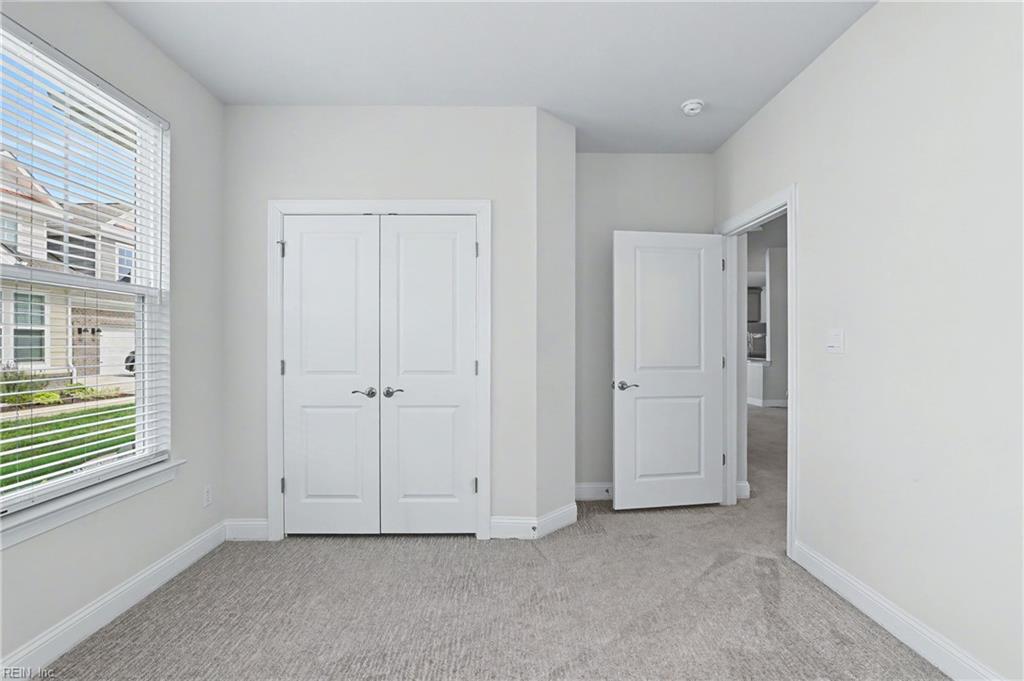 2114 Edwin Dr Property Photo 23