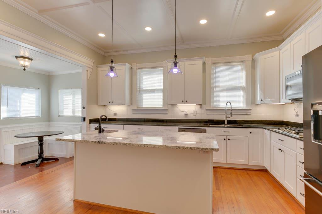 1051 Naval Ave Property Photo 18