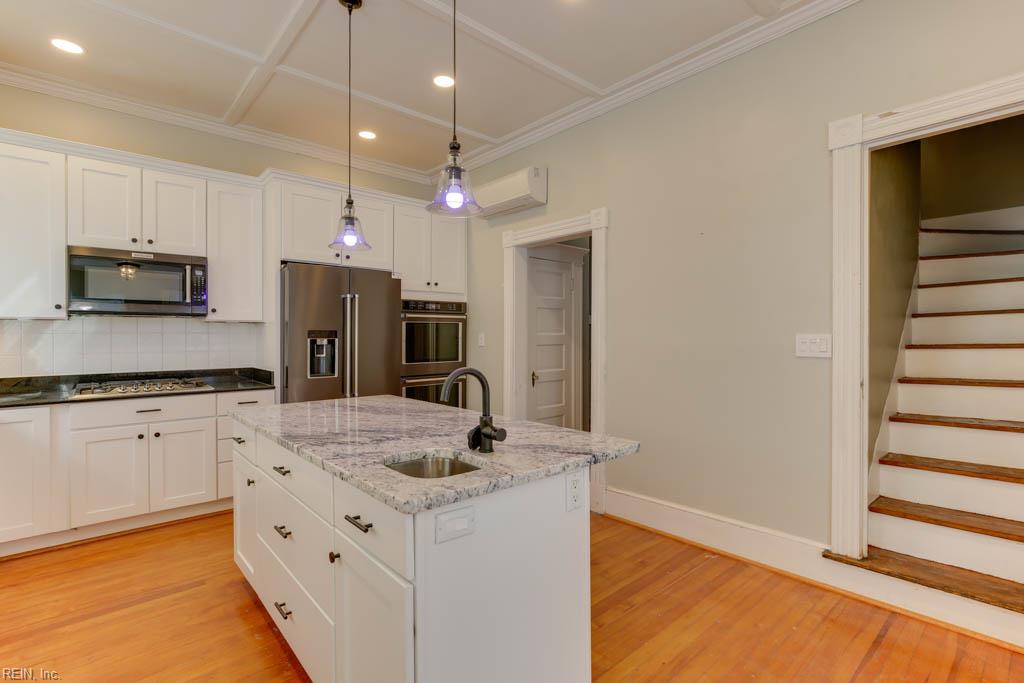 1051 Naval Ave Property Photo 20