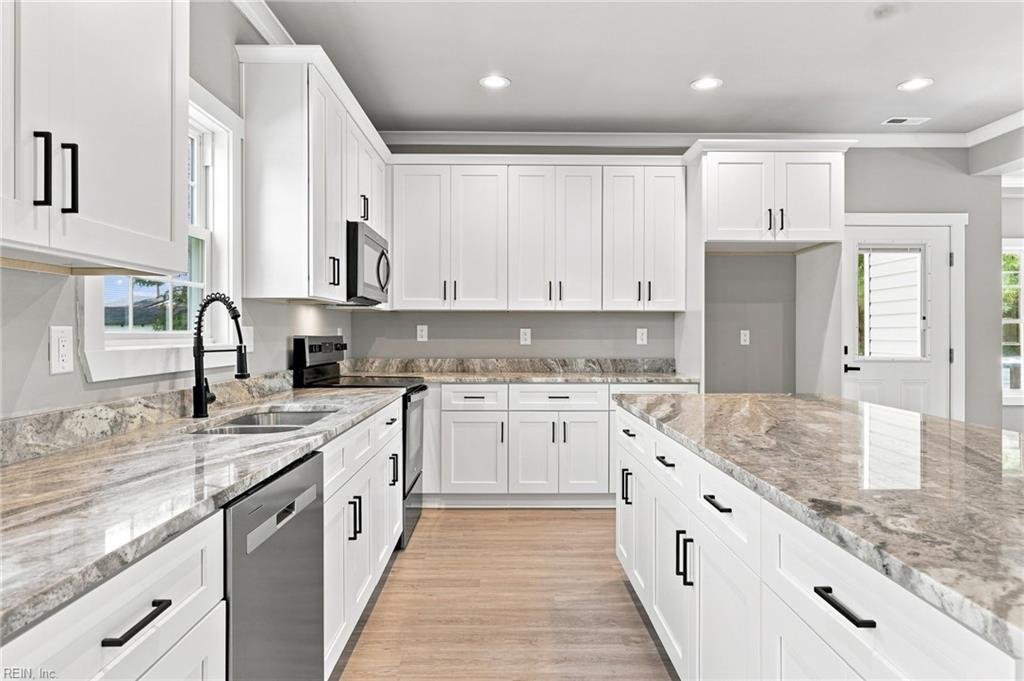 24 Langston Blvd Property Photo 7