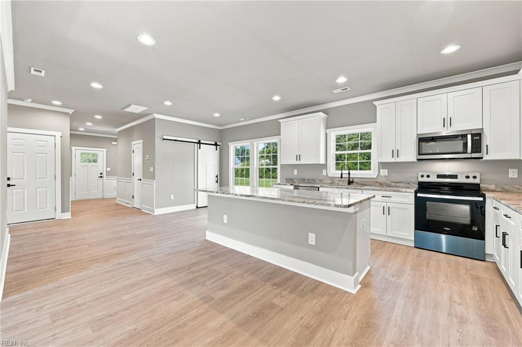 24 Langston Blvd Property Photo 44