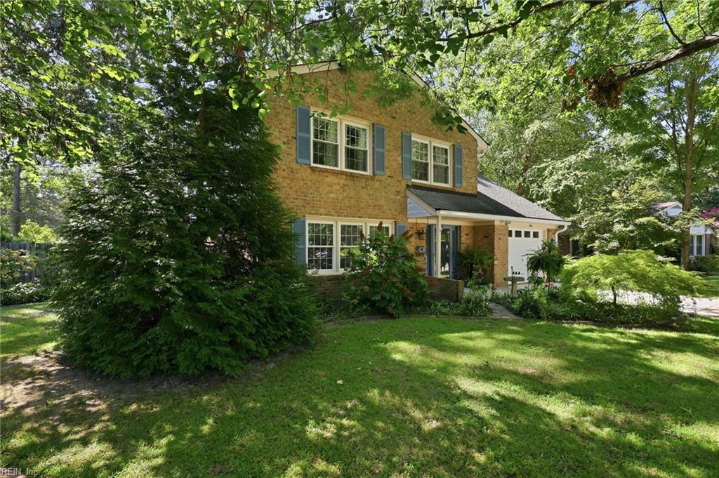 1050 Windjammer Dr Property Photo 6