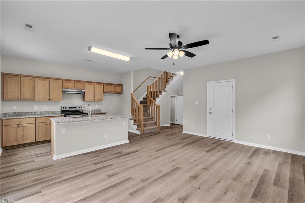 105 Franklin Ave Property Photo 15
