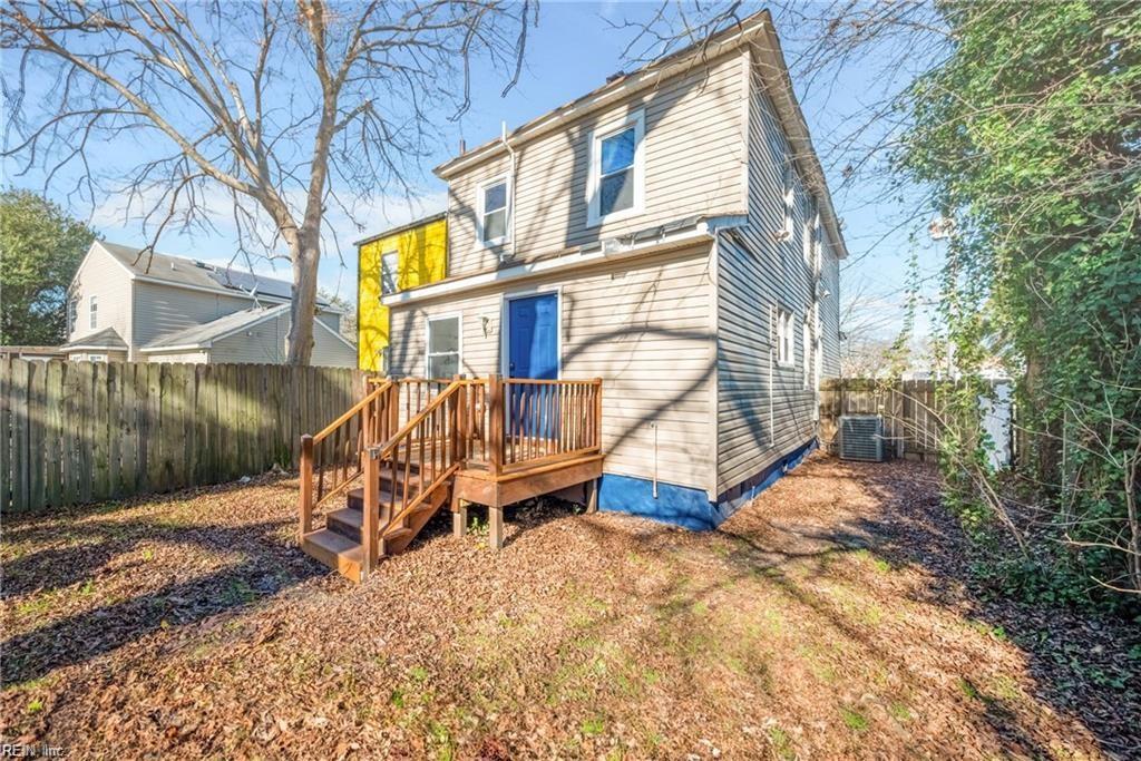 1001 Denhart St Property Photo 17