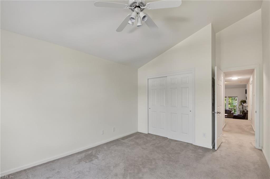 401 Hidden Shores Ct Property Photo 13