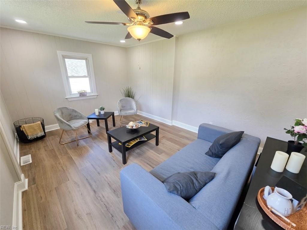 26 S Fairview Cir Property Photo 7