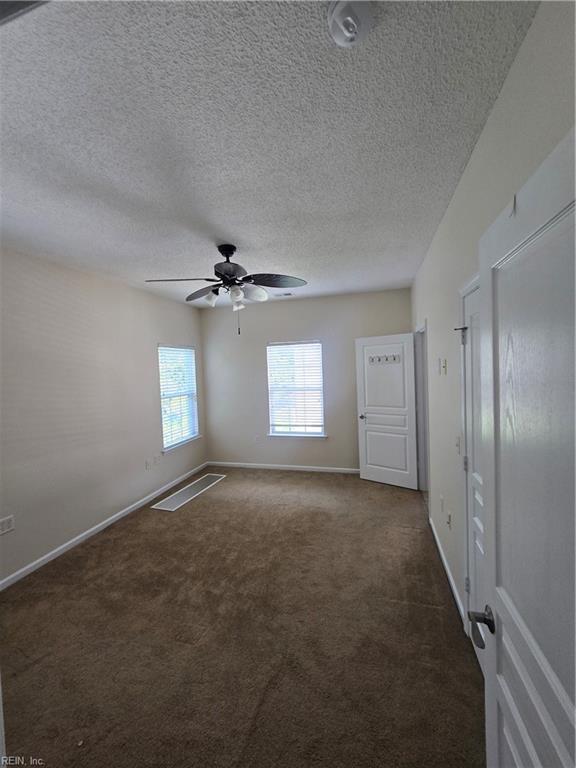 2401 Wessington Dr Property Photo 17
