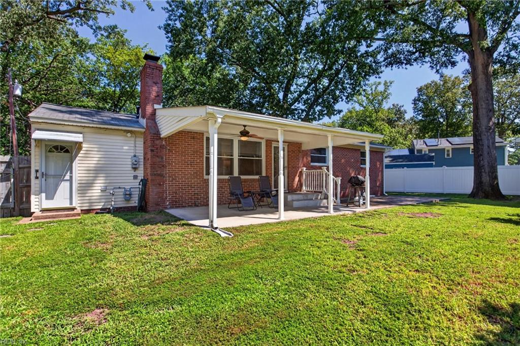 1377 Bailey St Property Photo 30