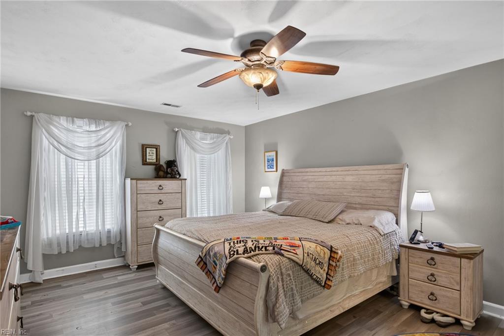 700 Sarasota Arch Property Photo 6