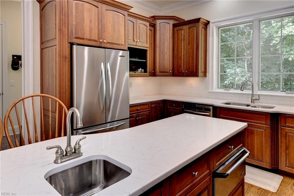 140 Eastbury Property Photo 17