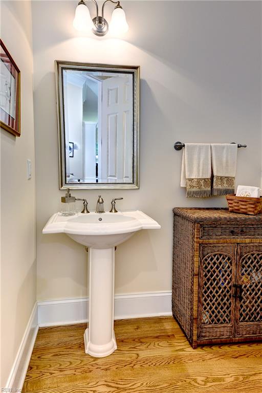 140 Eastbury Property Photo 23
