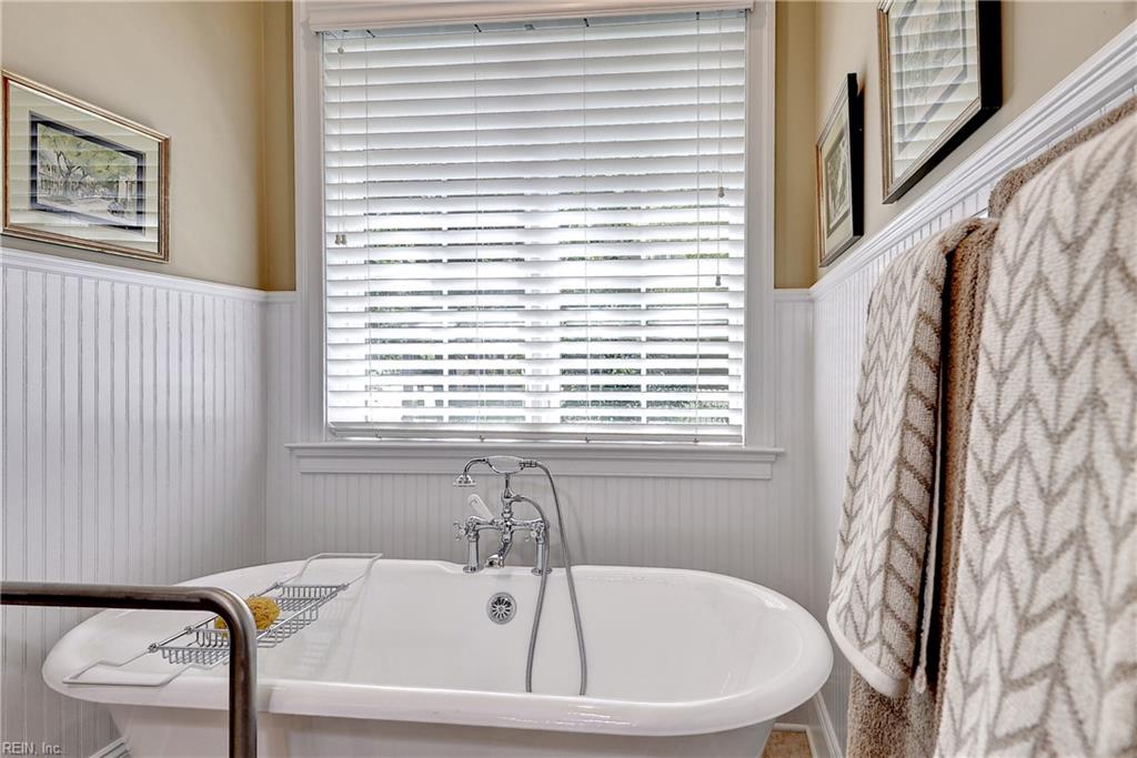140 Eastbury Property Photo 28