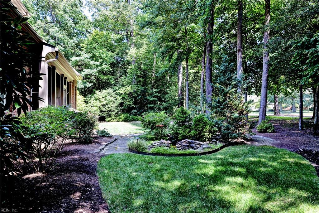 140 Eastbury Property Photo 44
