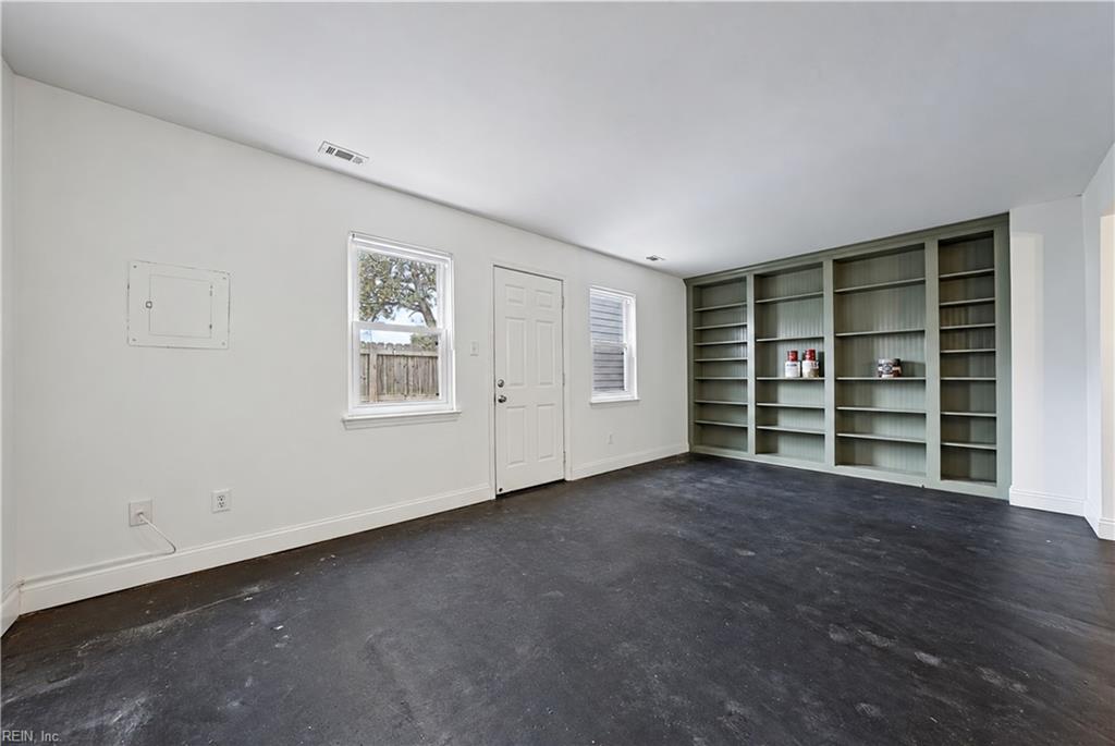 1401 Wendfield Dr Property Photo 11