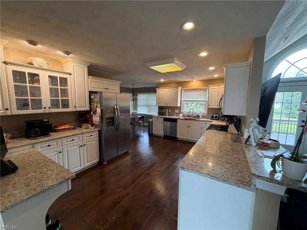 7003 Neal Ct Property Photo 6