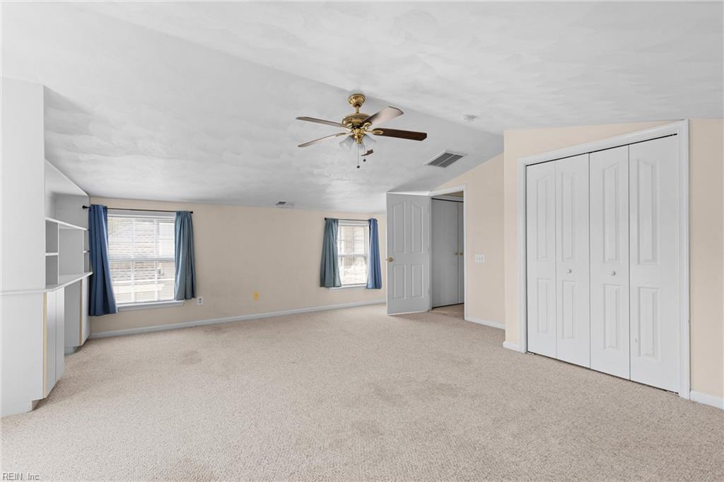 5565 Port Royal Dr Property Photo 25