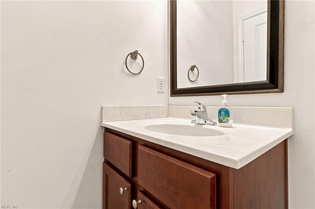 1519 Rollesby Way Property Photo 19