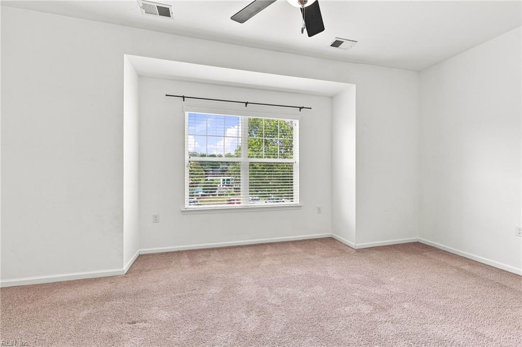 1519 Rollesby Way Property Photo 20