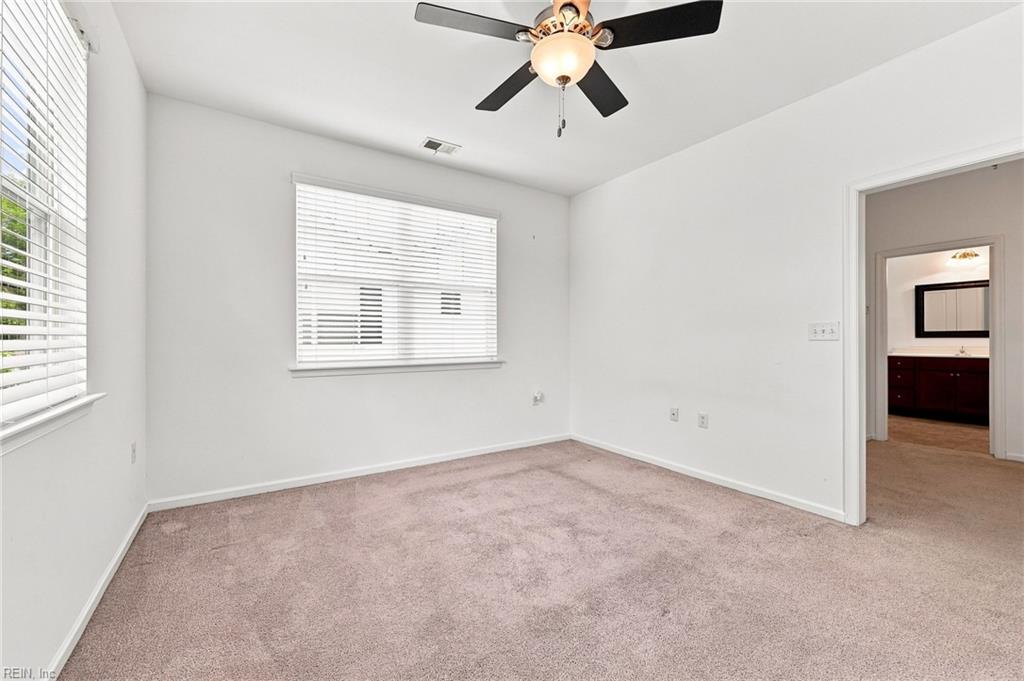 1519 Rollesby Way Property Photo 31