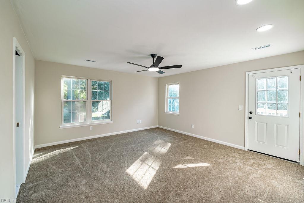 1911 E Bayview Blvd Property Photo 24