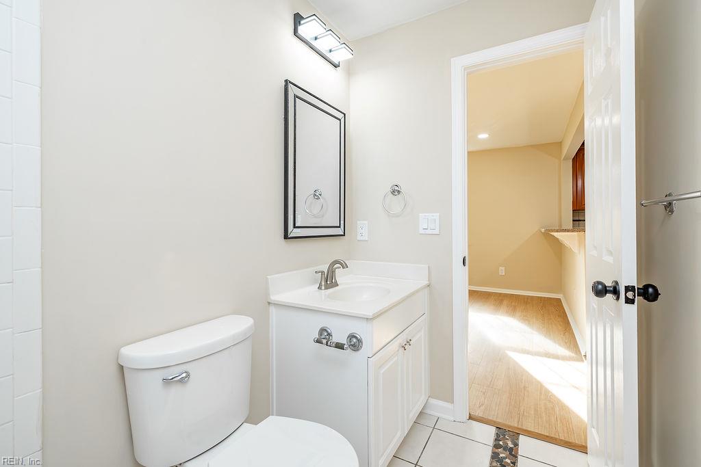 1911 E Bayview Blvd Property Photo 26