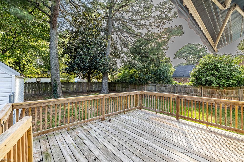 1911 E Bayview Blvd Property Photo 32