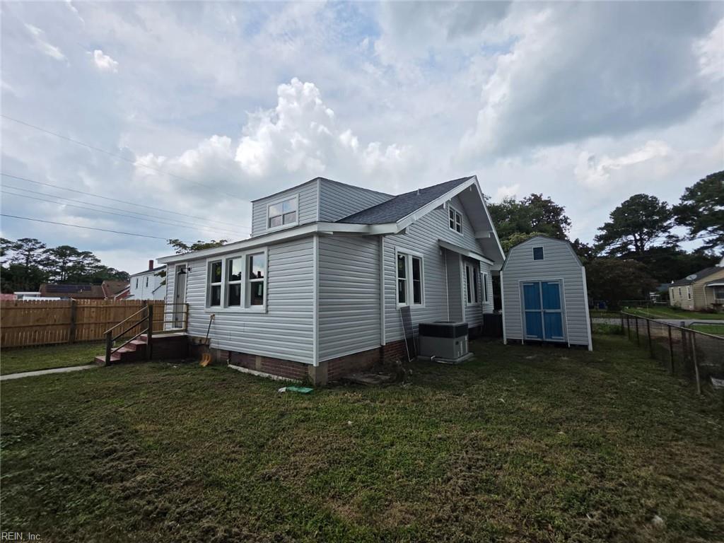 4523 Columbia St Property Photo 12